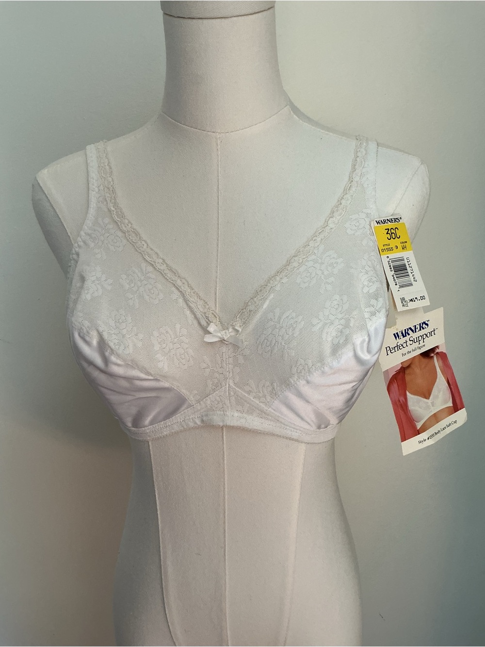 Warner's Vintage “Perfect Support” White Lace-Trim Non-Wired Bra 36/38C